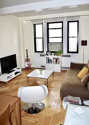 Rented by null | media 2