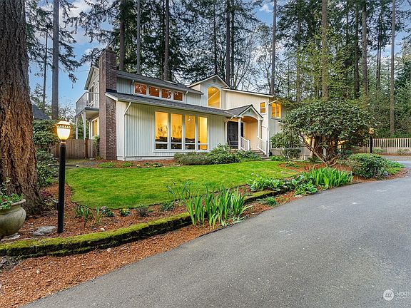 3rd image of 12014 76th Avenue NE