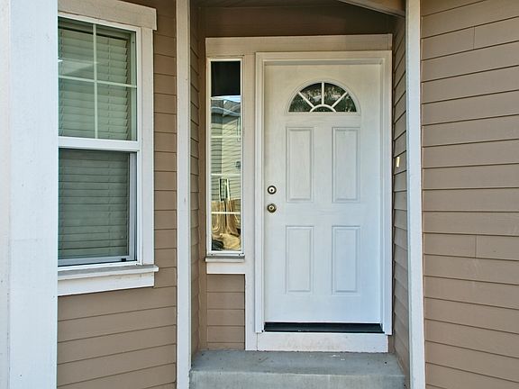 2nd image of 9201 NE 77th St