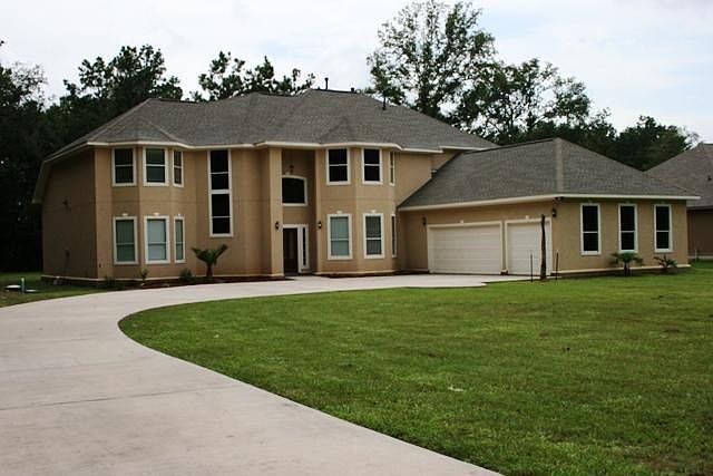 1st image of 19450 Riverwalk Dr
