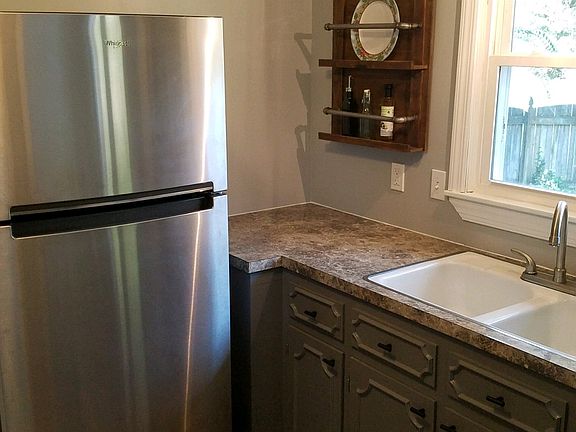 Kitchen Sink and Fridge