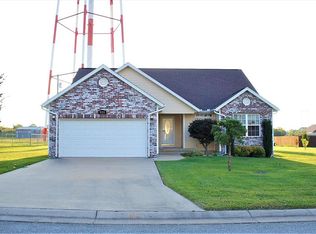 5155 Magnolia Dr, Joplin, MO 64801