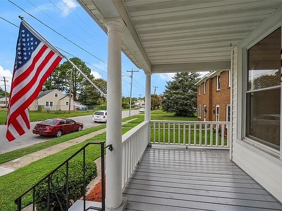 Spacious Front Porch