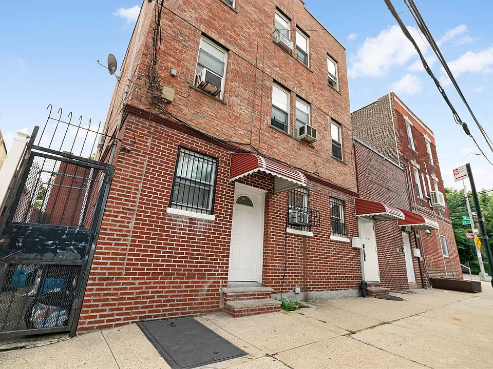 1st image of 2704 18th St