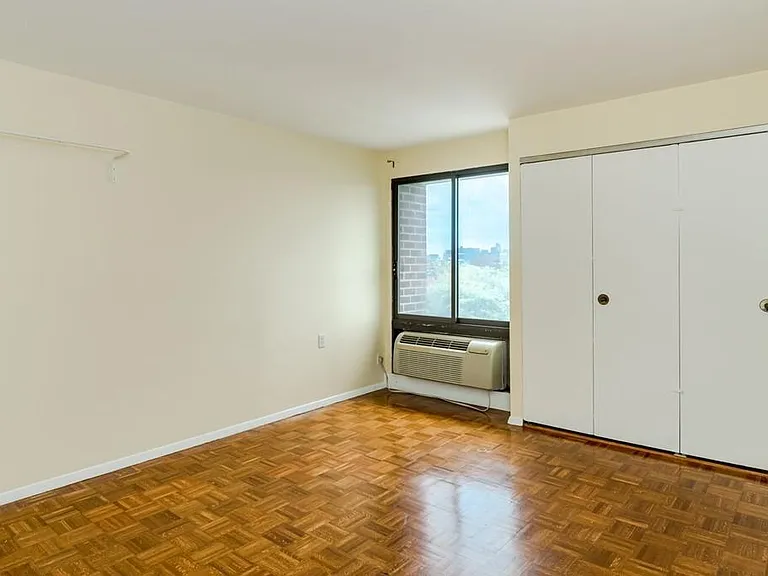 1105 Massachusetts Ave #7H — Photo 15