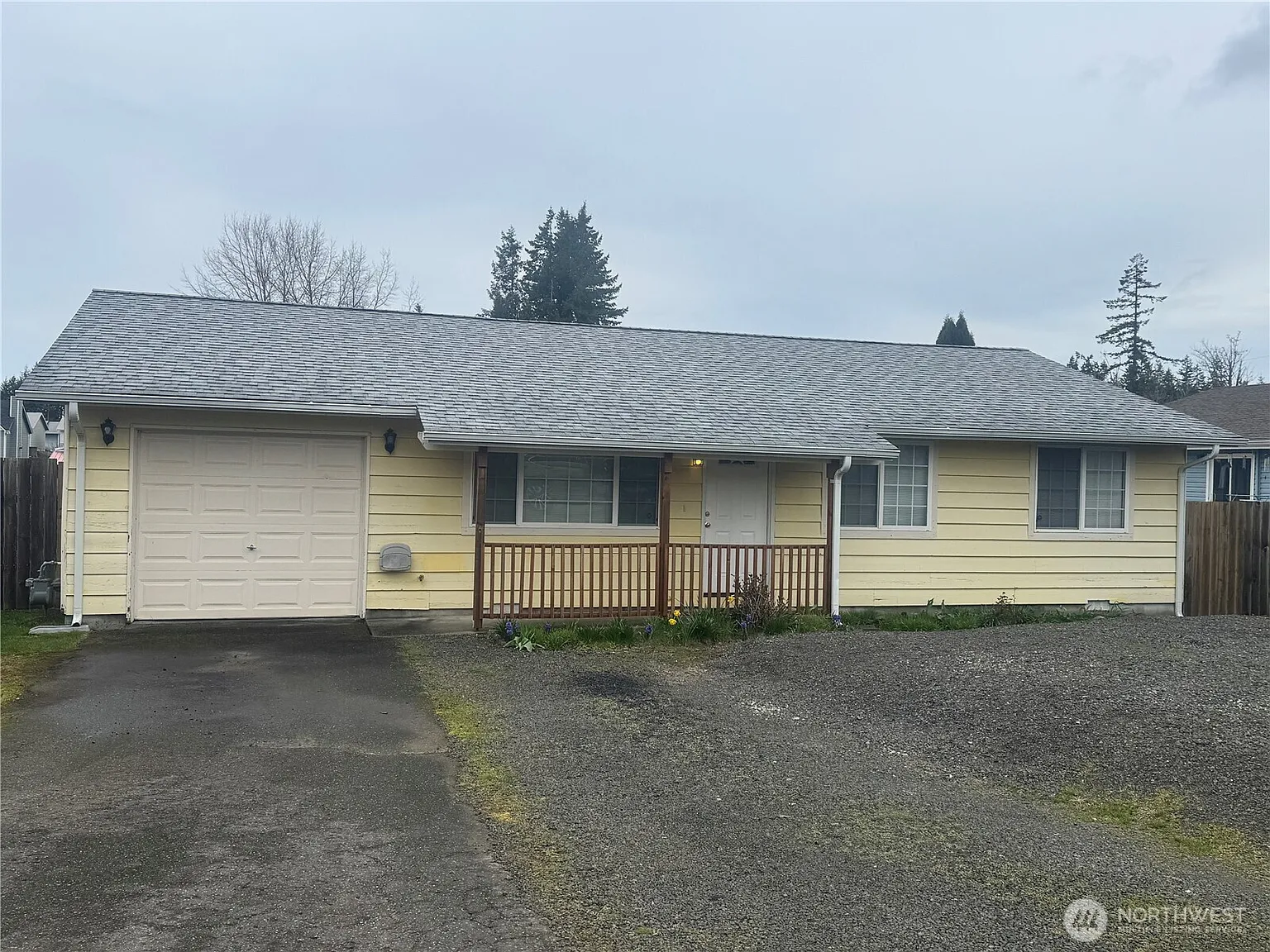 2193 SE Serenade Way photo 1