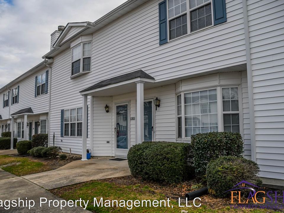 1st image of 3940 Sterling Pointe Dr Unit 3