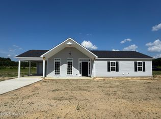 185 Lanefield Rd, Warsaw, NC 28398