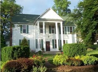 506 Clinton St, Harriman, TN 37748