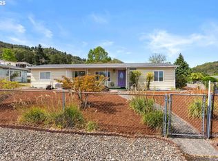 159 NW Kristen Ct, Roseburg, OR 97471