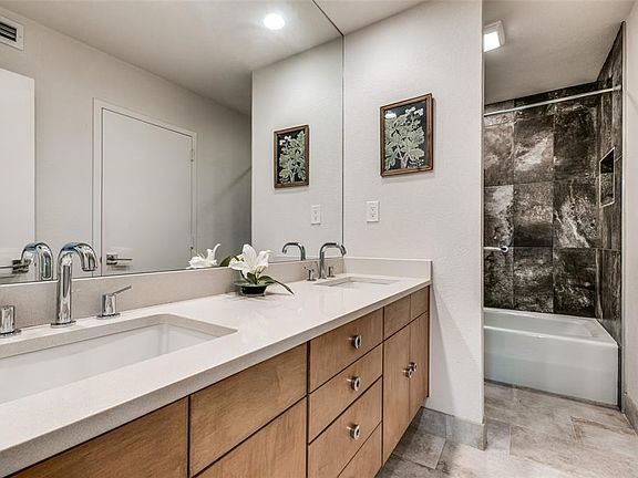 4th image of 6335 W Northwest Hwy APT 423