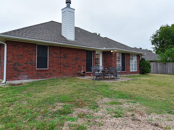 2nd image of 3805 Lorikeet Ct