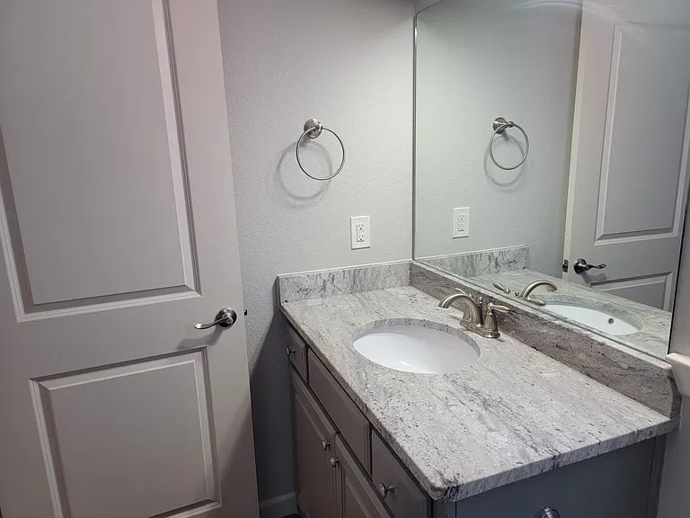 117 Bridle Dr — Photo 9