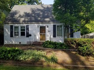 3943 Elm St, Downers Grove, IL 60515