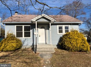11 E Howard St, Clayton, NJ 08312