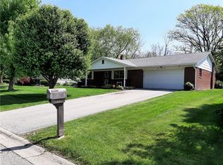 1437 Roseway Dr, Indianapolis, IN 46219