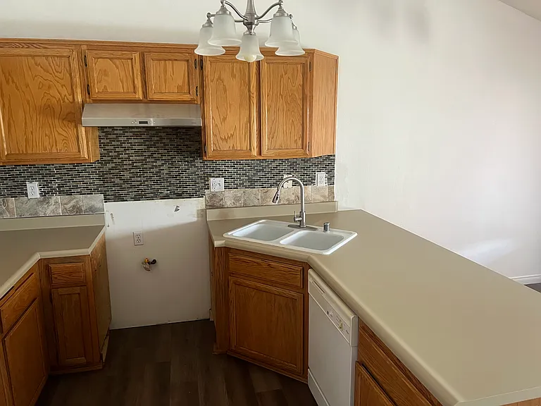 608 Isla Bonita St — Photo 11