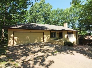 23 Sandwick Dr, Bella Vista, AR 72715