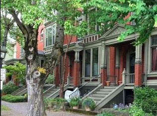 1715 NW Irving St, Portland, OR 97209