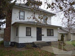 202 S 4th St, Klemme, IA 50449