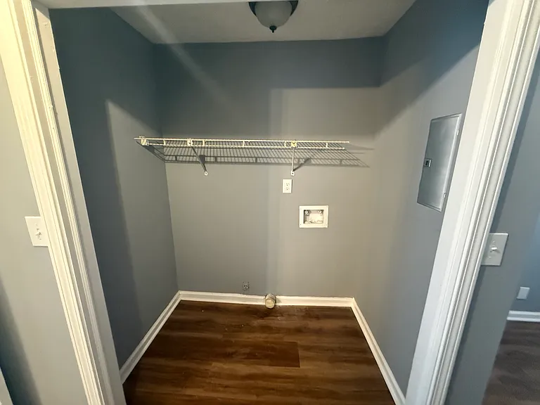 28 Walnut Ln #A — Photo 4