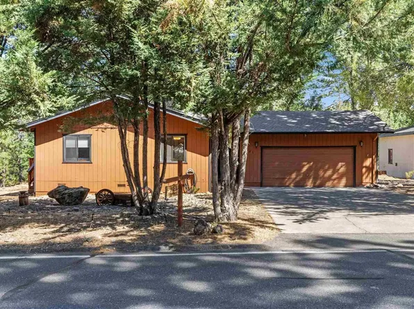 12445 Tannahill Dr, Groveland, CA 95321