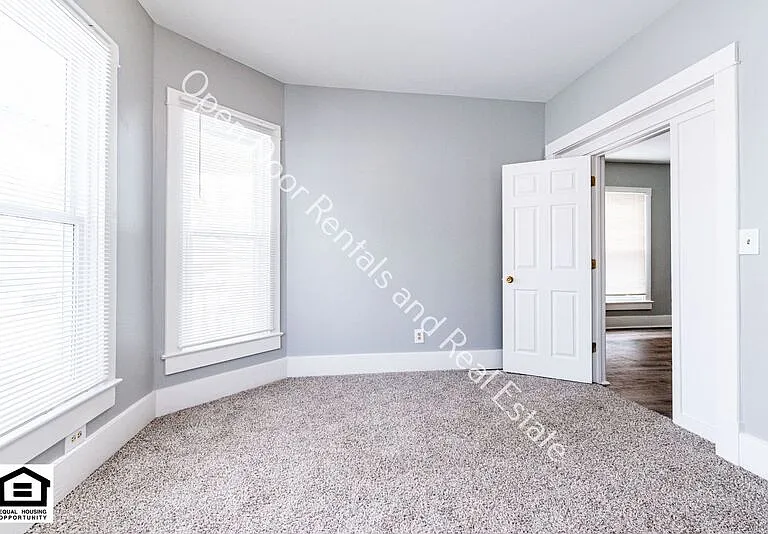 515 N State St #515 N STATE — Photo 19