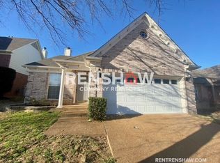 10090 Cross Hill Dr, Cordova, TN 38018