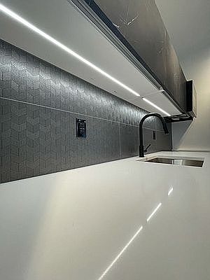 5th image of 2708 Snyder Ave #142