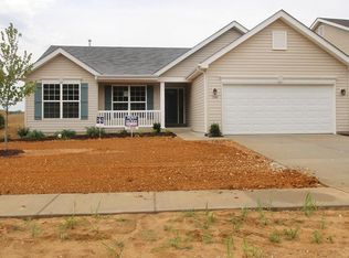 1348 Woodgrove Park Dr, O Fallon, MO 63366