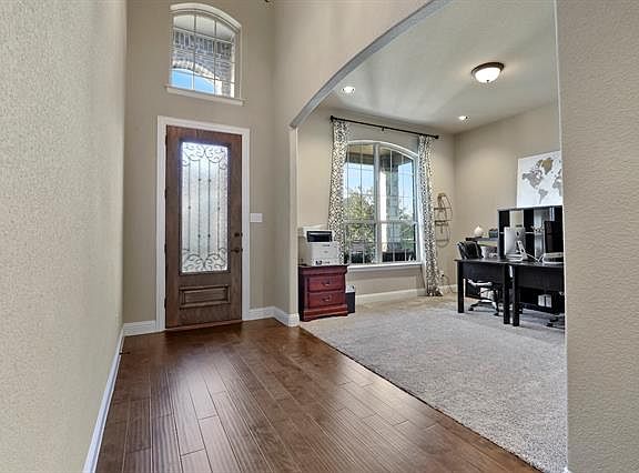2nd image of 6936 Westbury Dr