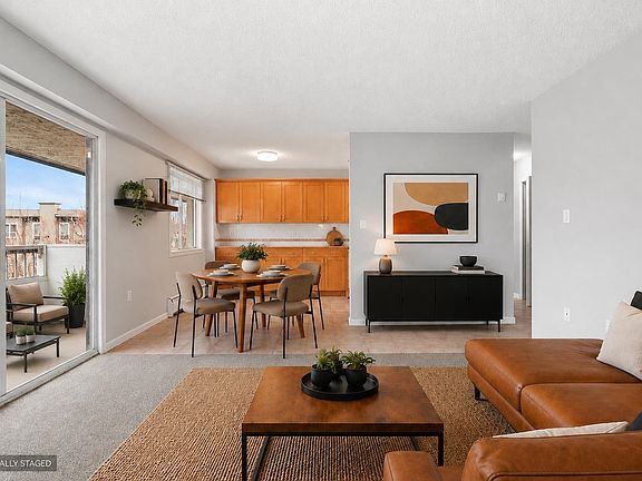 3rd image of 9477 Cook St #302