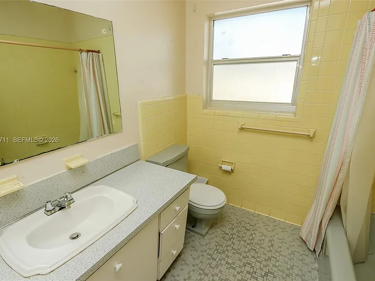 1250 S Alhambra Cir #12-A — Photo 13