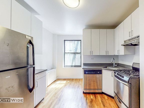 2nd image of 218 E 89th St APT 4E