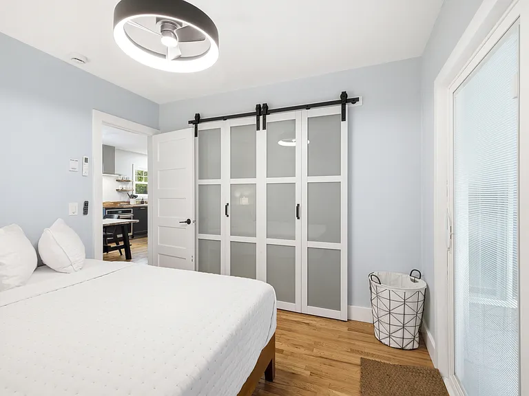 15775 Lakeshore Rd #1 — Photo 9
