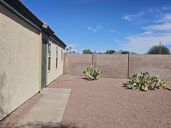4th image of 10956 E CLOVIS Avenue