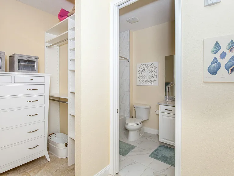 1st floor walk in closet, bathroom