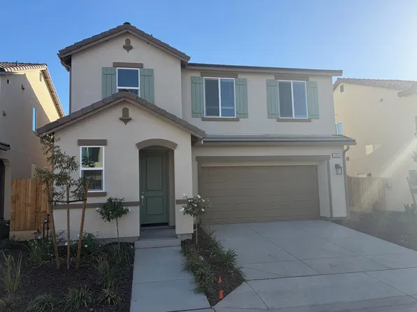 2899 E Ava Dr, Fresno, CA 93730