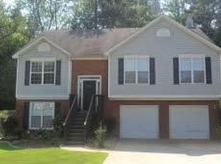375 Suwanee East Dr, Lawrenceville, GA 30043