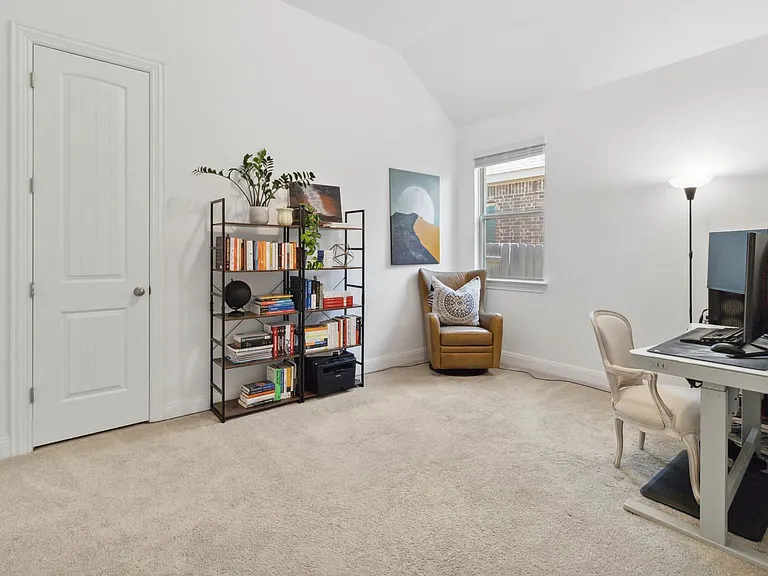 126 Smokebush Trl — Photo 15