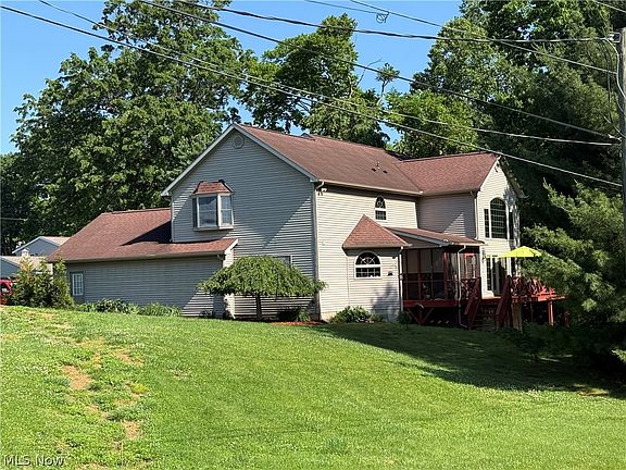 3rd image of 1552 N 14th St