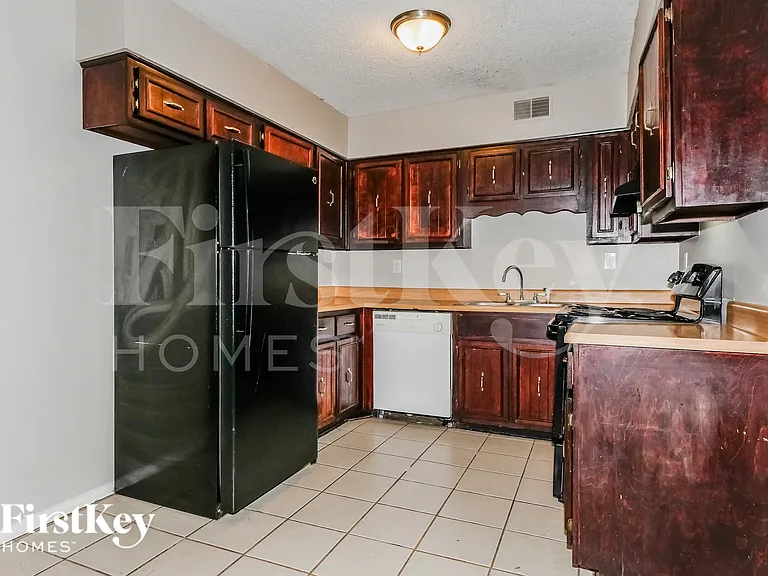 3037 Leeridge Dr — Photo 7