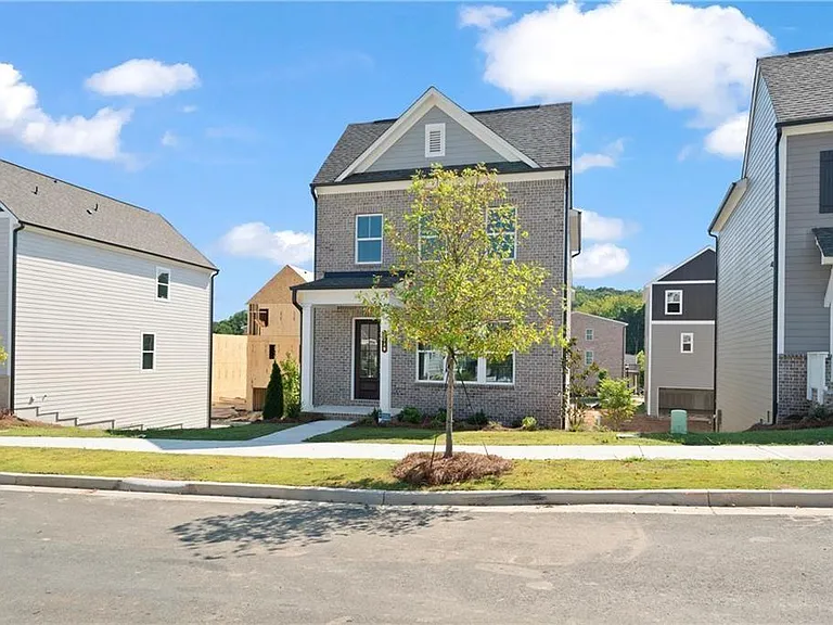 1359 Creek View Ln NW — Photo 3