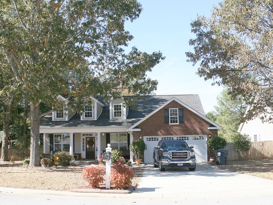 1st image of 105 Blackstone Ct