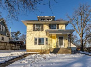 906 Clough St, Waterloo, IA 50701