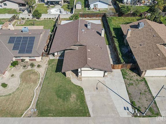 4th image of 4412 Sugar Cane Ave