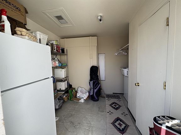 3rd image of 13530 E 53rd Dr