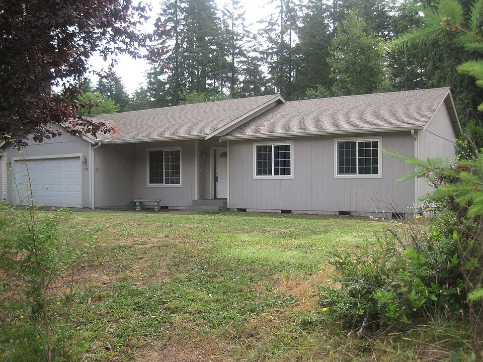 1st image of 760 E Lakeshore Dr W