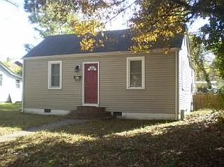 10800708-104917893-857-W-48TH-ST-Norfolk-VA-23508