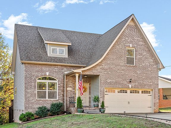 2nd image of 326 Cottonwood Ct